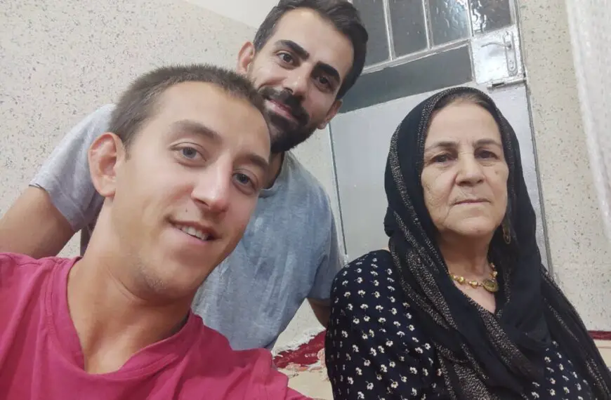 Inside a Kurdish Home with my hosts Araz and his mother