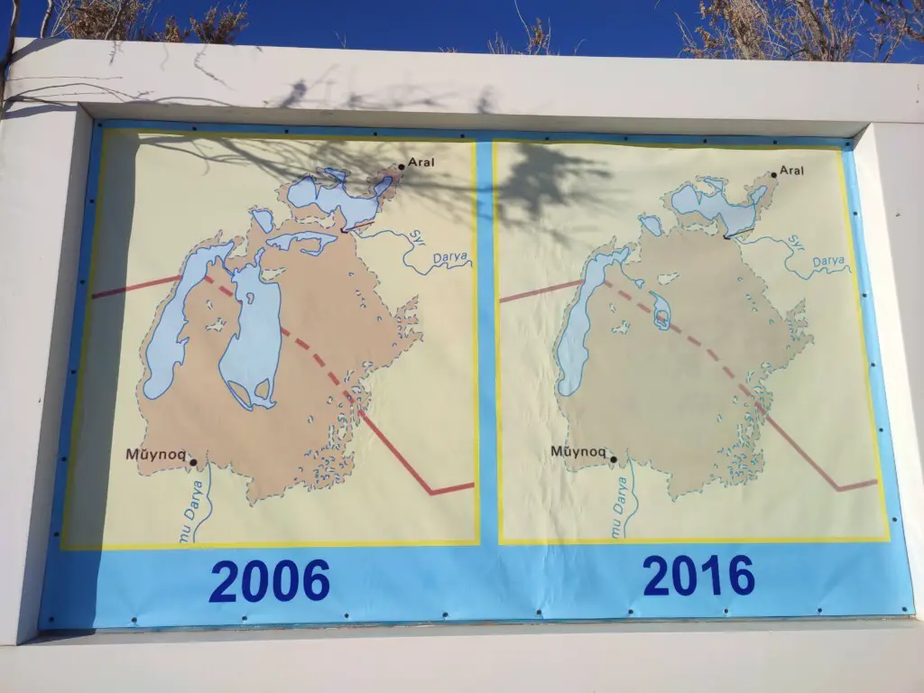 Aral Sea shrinking 2006-2016