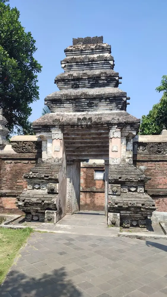 Makam Mataram Gate