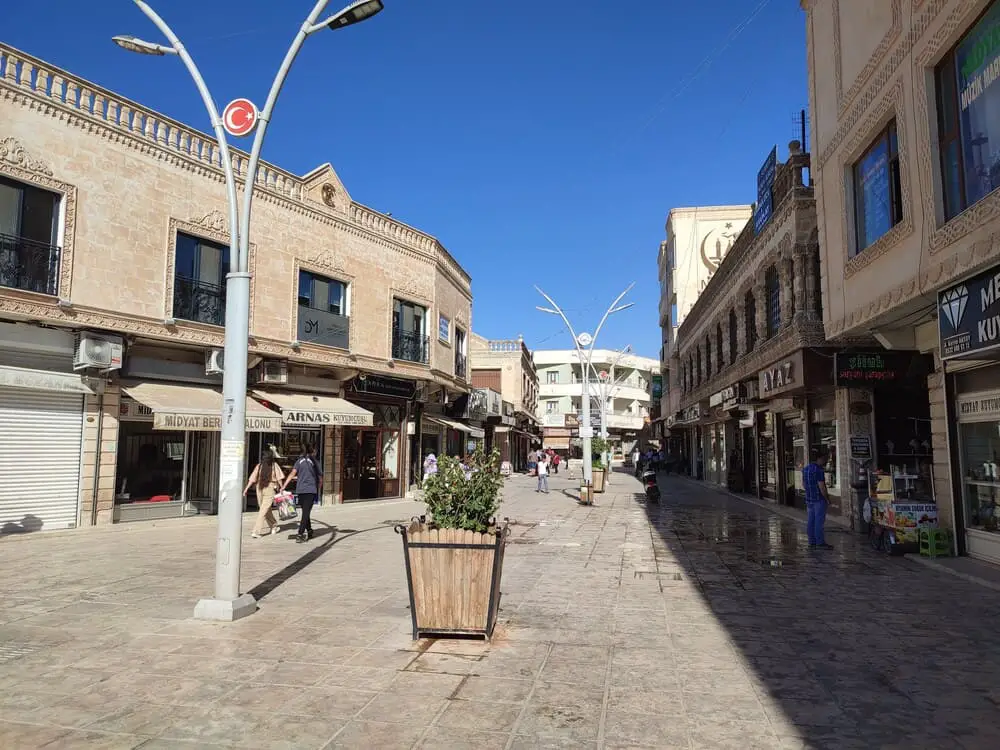 Beginning of Şen Street in Midyat