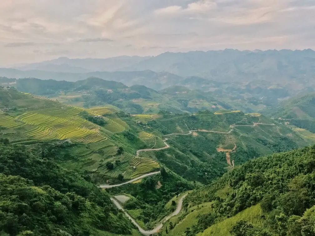 Amazing scenery of green rollng hills on the Ha Giang Loop