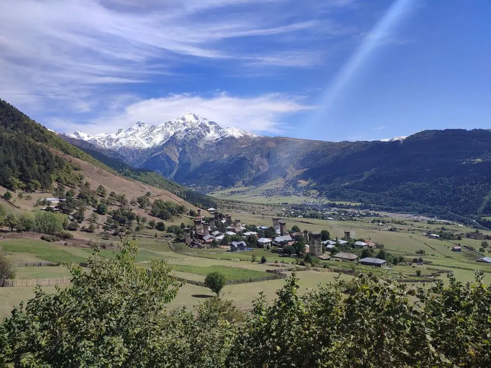 The views towards Lakhiri on the hike from Mestia to Ushguli