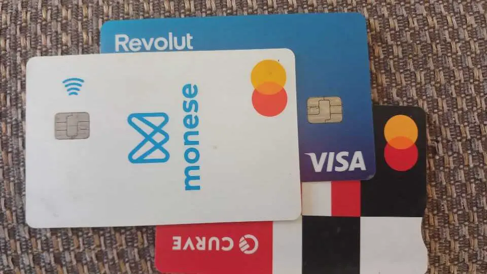 3 debit cards (Visa and Mastercard) from Monese, Revolut and Curve