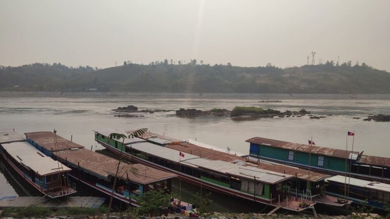 Laos Slow Boats in Huay Xai