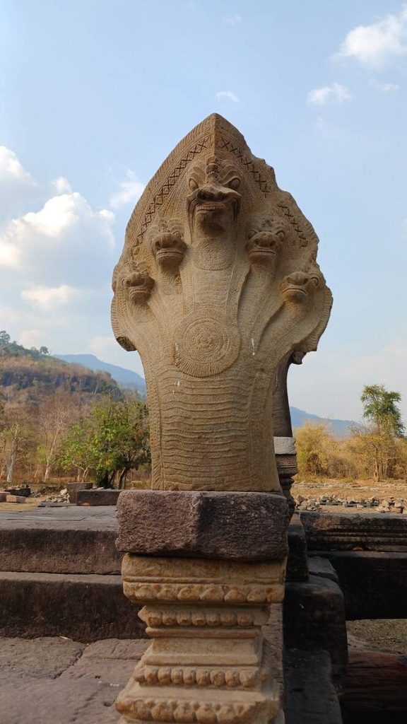 5-headed cobra statue in Hong Nang Sida ruins