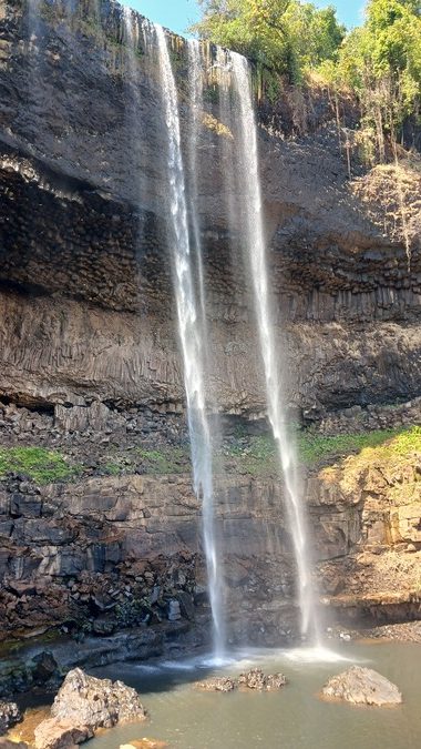 Tad Jarou Halang Waterfall