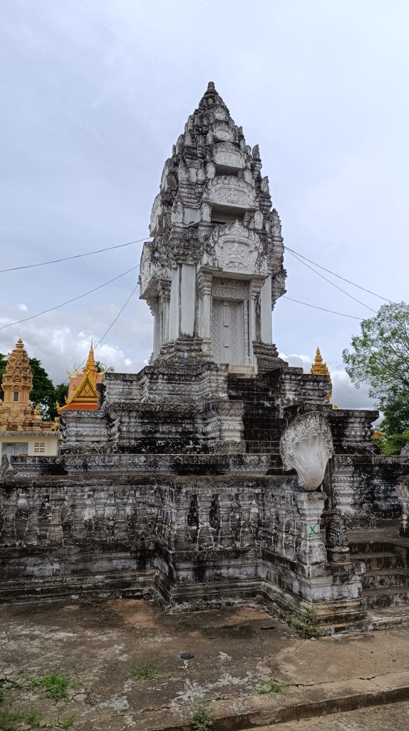 A pillar of a budhist temple