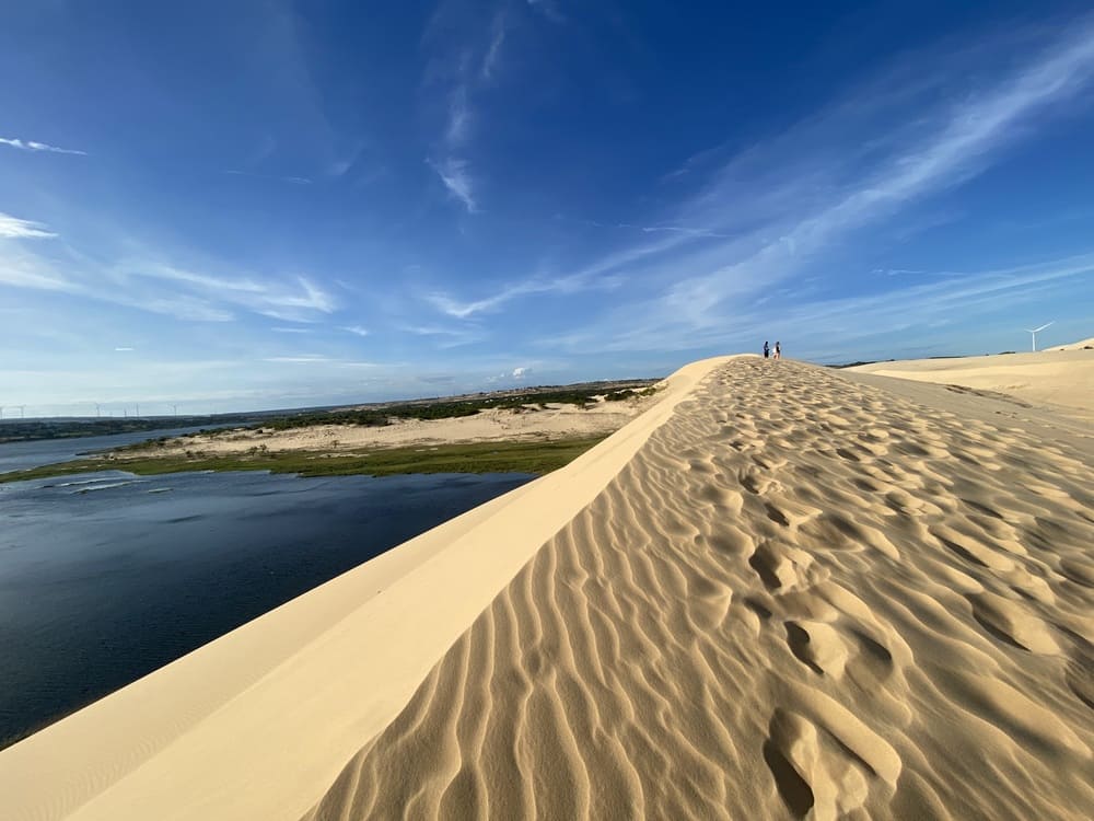 white sand dunes in mui ne