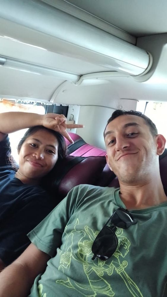 Simon and Yulli selfie at the back of a sleeper bus