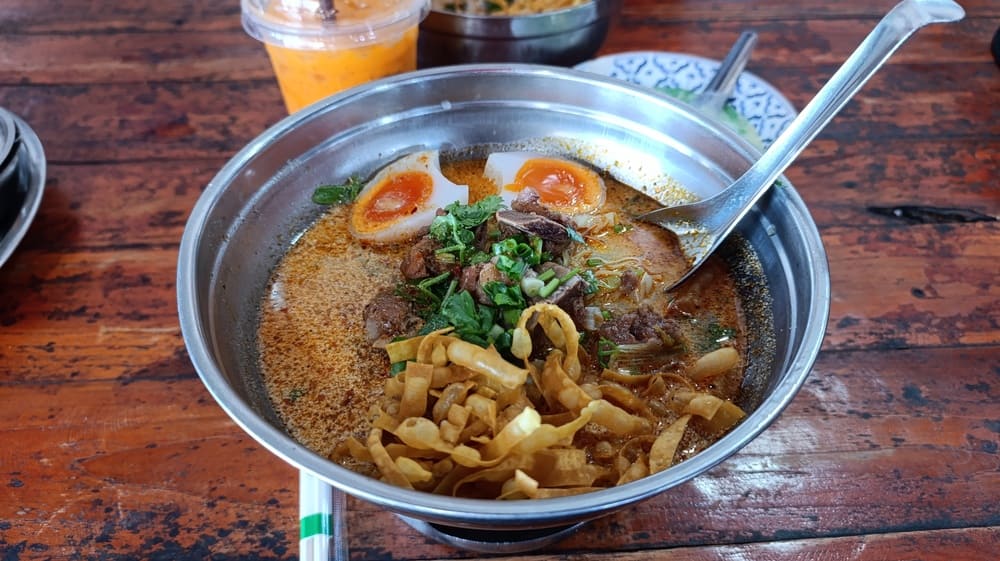 Thai curried noodle soup